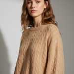 Cozy Knit Pullover Sweater - Camel Cable Knit